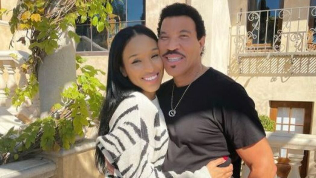 lionel richie girlfriend age