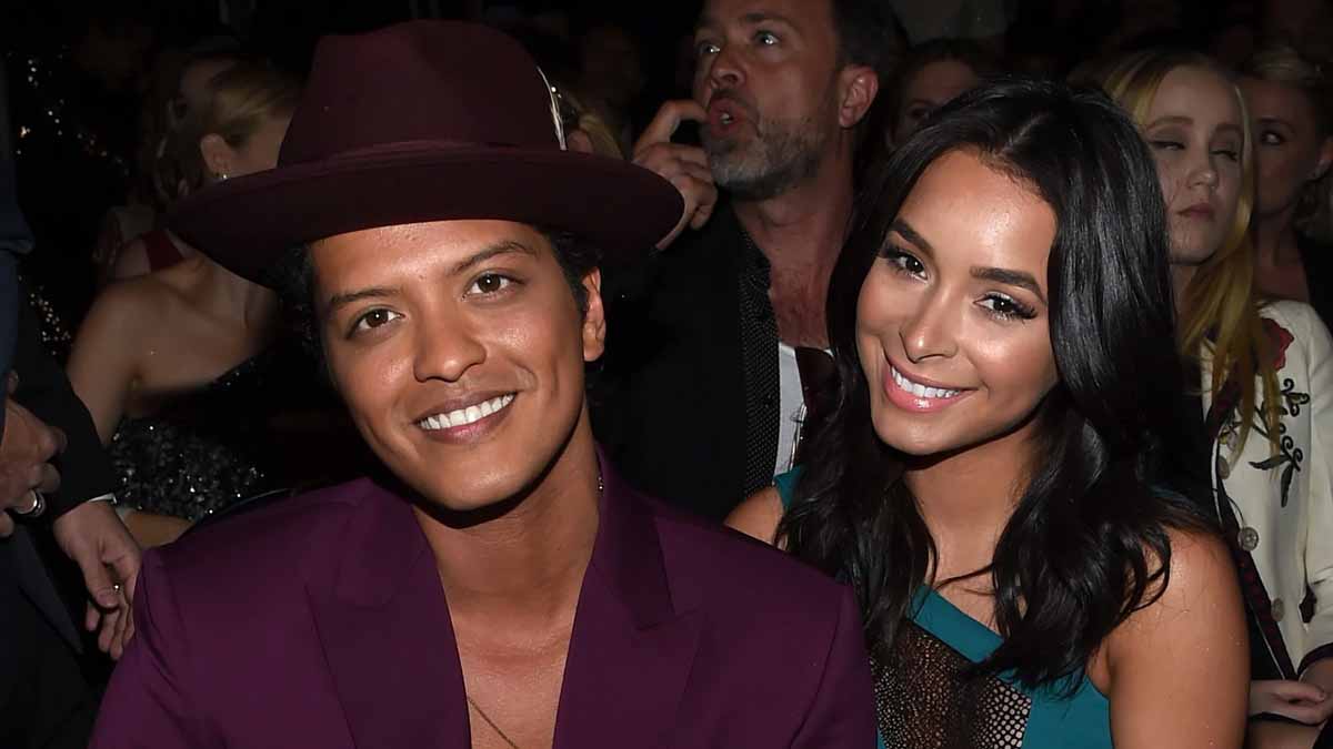 Exploring the Life and Success of Bruno Mars Net Worth and Achievements