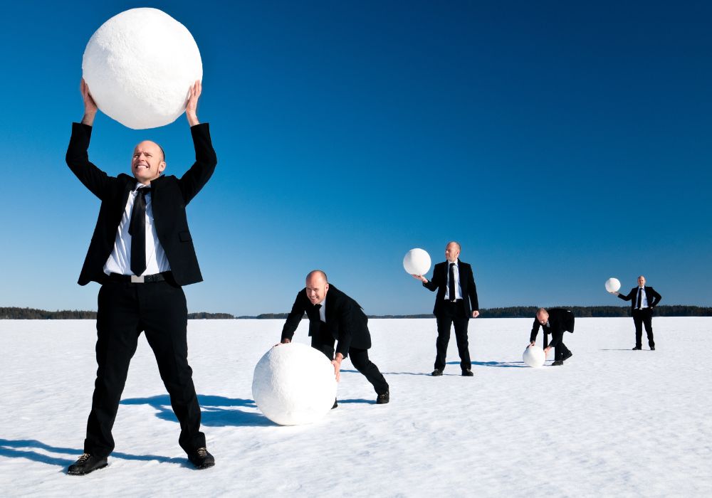 How to Grow Your Wealth With a Snowball Effect