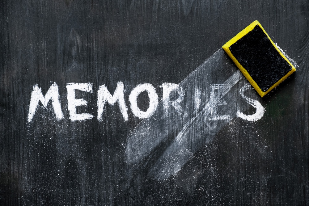 How Mnemonic Devices Amplify Memory Recollection